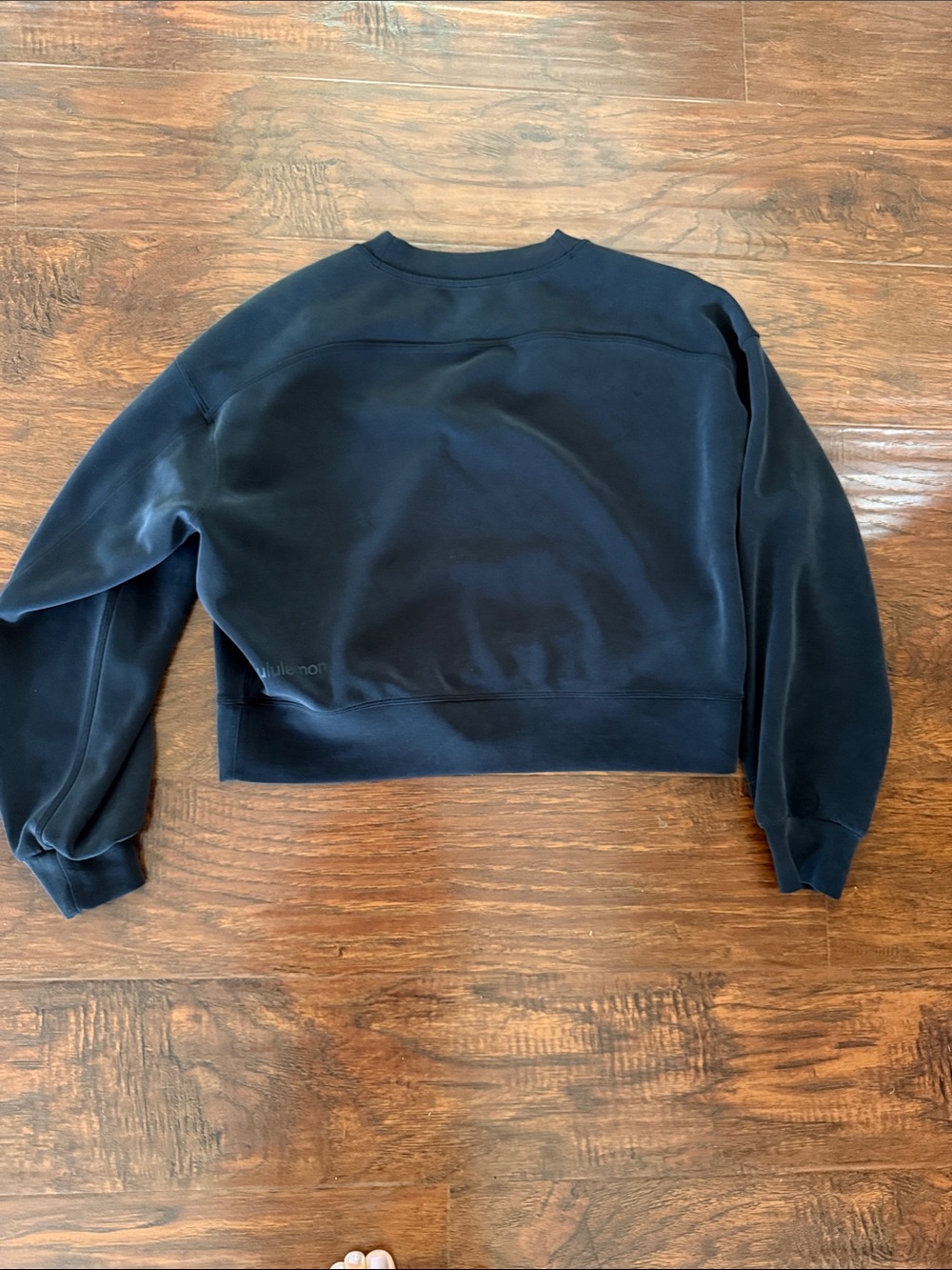 Lululemon Softstream Black Crewneck Sweatshirt - Classic Pullover